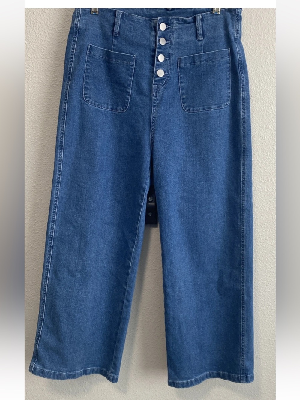 High-Waist Wide Leg Women’s Jeans Denim Retro Button design - Picture 2 of 14